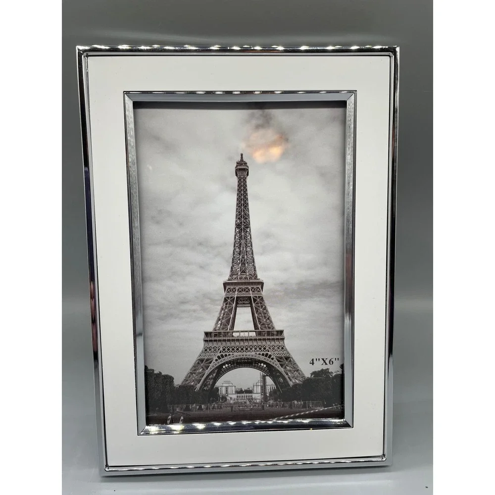 Modern White Enamel and‎ Silver Chrome 4x6 Photo Frame Tabletop Wall Mount